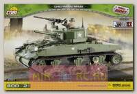 Пластиковый конструктор COBI Танк Sherman M4A1 с фигуркой человека