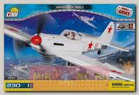 Пластиковый конструктор COBI Самолет Yakovlev Yak-1 с фигуркой пилота